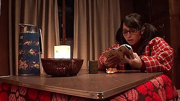 Japanese slut masturbates